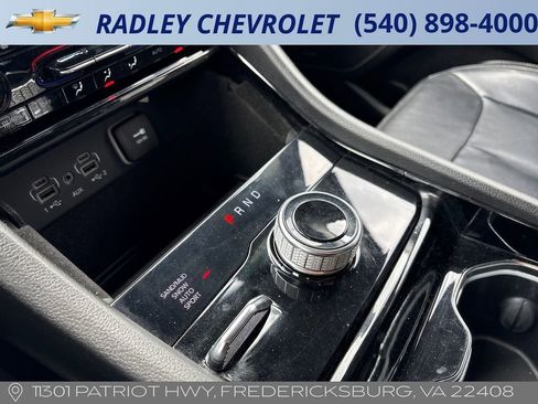 Used 2022 Jeep Grand Cherokee L Limited AWD/4WD image 11