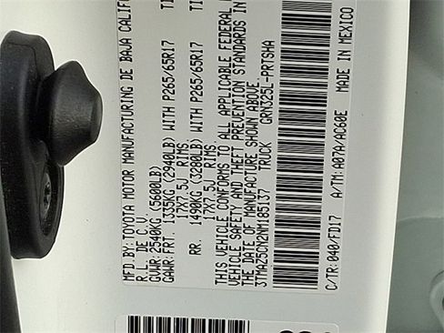 Used 2022 Toyota Tacoma TRD Sport image 27