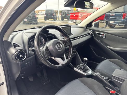 Used 2016 Scion iA image 18