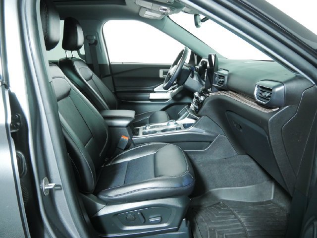 Used 2023 Ford Explorer Limited w/ Limited Technology Package AWD/4WD image 14