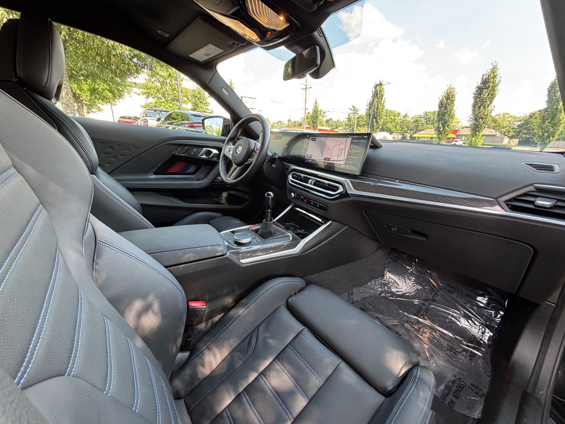 Used 2024 BMW M2 w/ Lighting Package RWD image 17