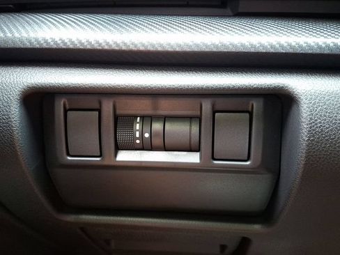 Certified 2025 Subaru Crosstrek 2.5i Sport AWD/4WD image 24
