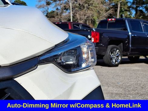 Certified 2025 Subaru Crosstrek 2.0i Premium image 10