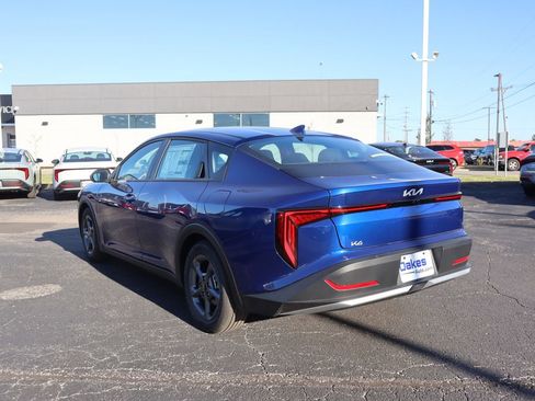 New 2025 Kia K4 FWD image 5