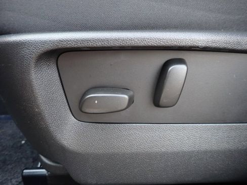 Used 2023 Buick Envision Avenir AWD/4WD image 14