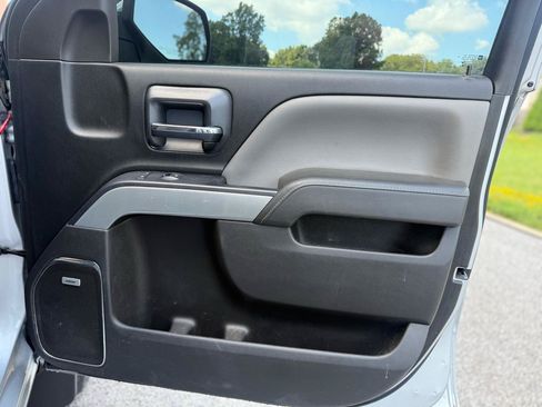 Used 2015 Chevrolet Silverado 1500 LTZ Z71 w/ LTZ Plus Package AWD/4WD image 39