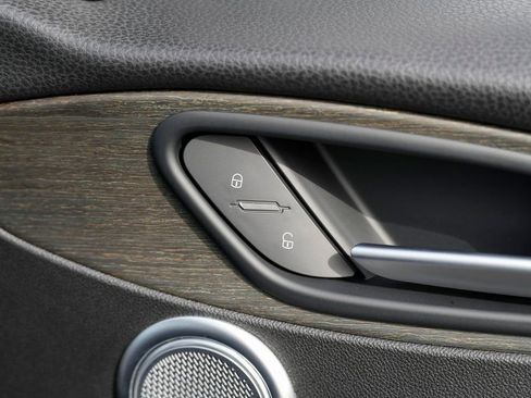 Used 2019 Alfa Romeo Stelvio Ti image 38