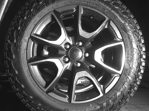 Used 2025 Jeep Compass Trailhawk image 14