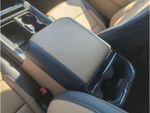 Used 2026 Ford F250 Lariat w/ Black Appearance Package image 26