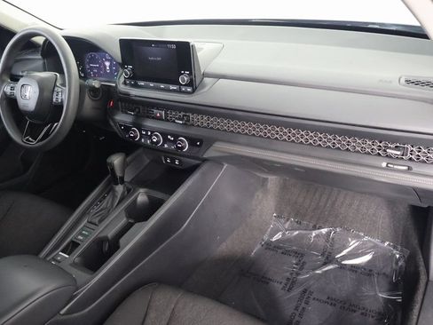 Used 2024 Honda Accord EX image 9