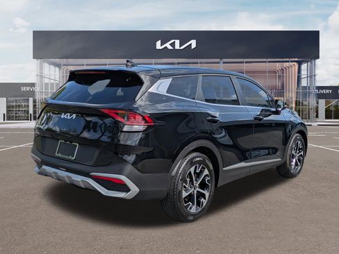 Certified 2023 Kia Sportage EX FWD image 4
