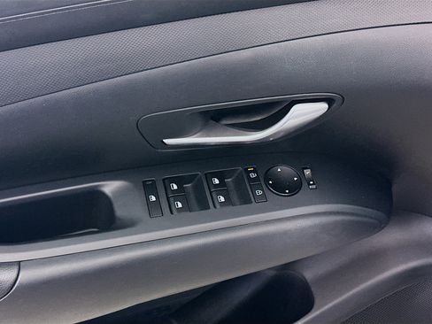 Used 2025 Hyundai Tucson SEL image 15