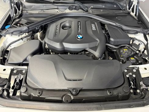 Used 2017 BMW 230i Coupe image 18