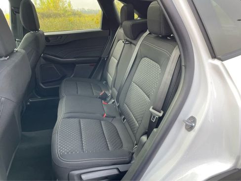 New 2025 Ford Escape Active w/ Cold Weather Package FWD image 28