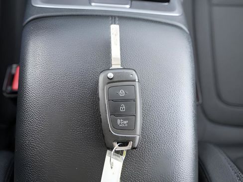 Certified 2023 Hyundai Tucson SE FWD image 34