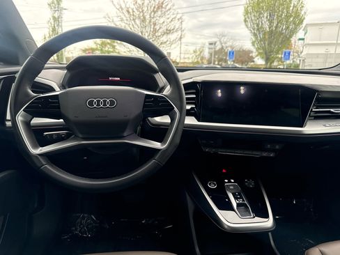 Certified 2022 Audi Q4 e-tron Prestige AWD/4WD image 20