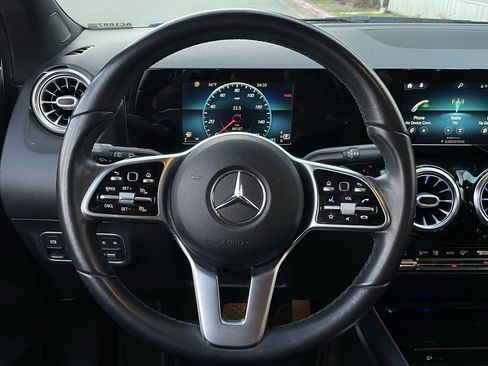 Used 2021 Mercedes-Benz GLA 250 image 16