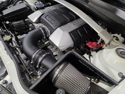 Used 2013 Chevrolet Camaro SS w/ SS Performance Package image 41