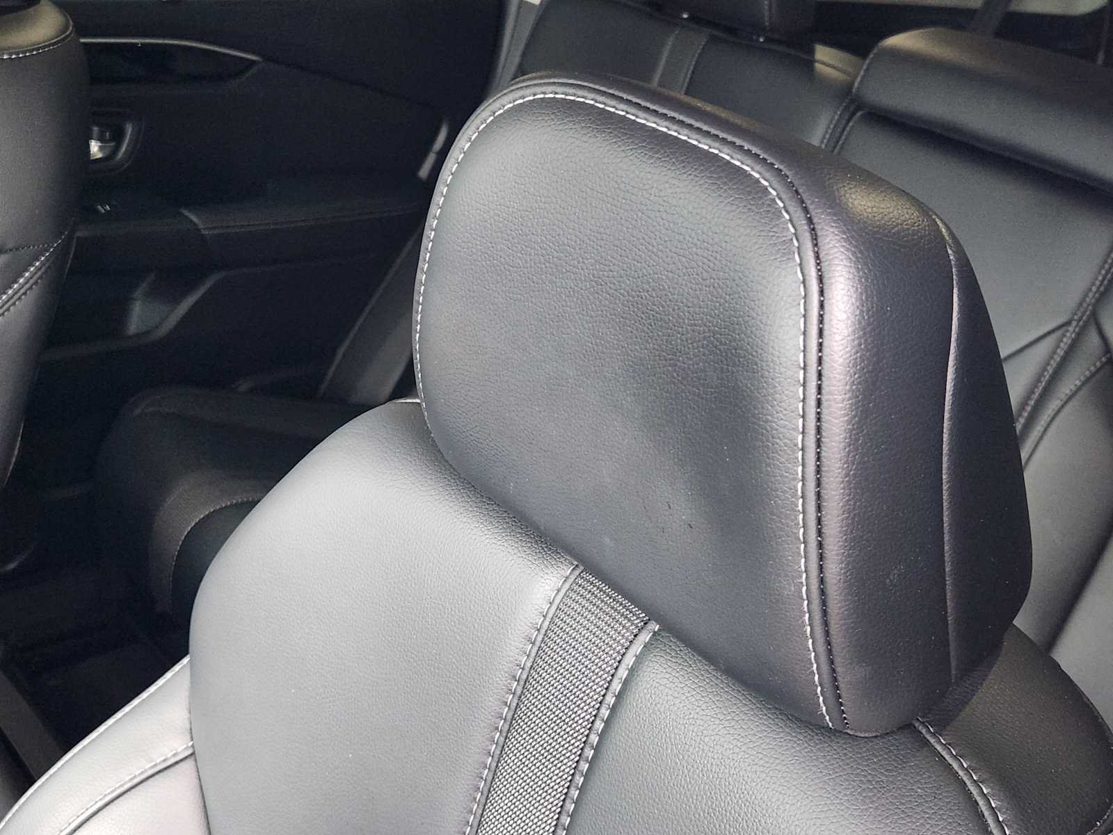 Used 2023 Honda Pilot EX-L image 13