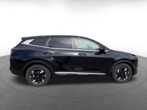 Used 2026 Kia Sportage LX FWD image 16