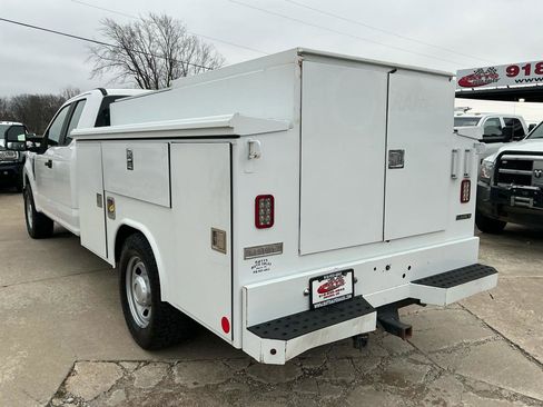 Used 2019 Ford F350 XL w/ Power Equipment Group RWD image 8