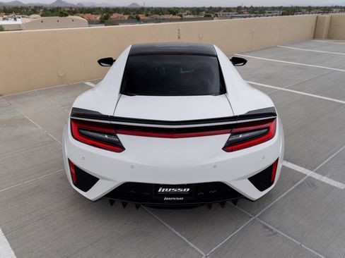 Used 2017 Acura NSX image 21