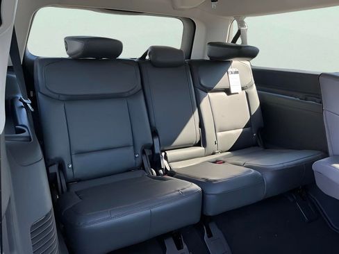 New 2025 Ford Expedition Max Active RWD image 15