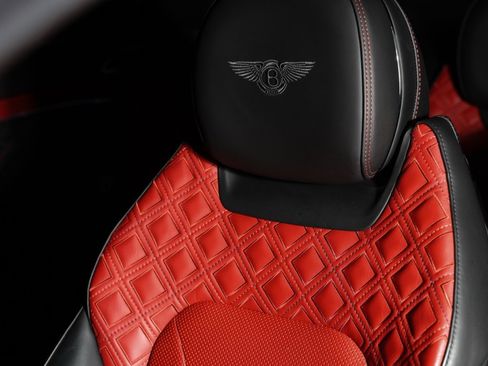 Used 2020 Bentley Continental GT image 23