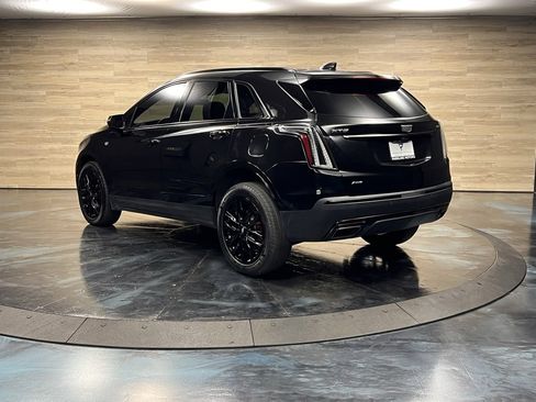 Used 2022 Cadillac XT5 Sportv w/ LPO, ONYX Package image 17