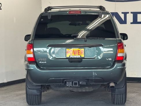 Used 2004 Jeep Grand Cherokee Laredo w/ Cold Weather Group AWD/4WD image 4
