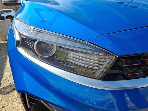 Certified 2023 Kia Forte GT-Line image 9