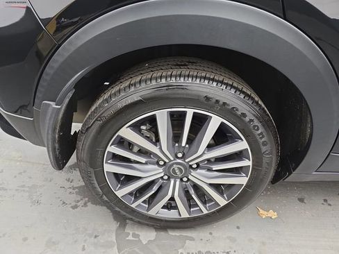 Used 2024 Nissan Kicks SV image 20