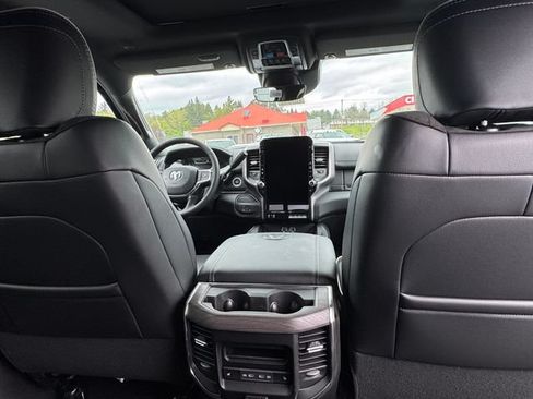 New 2026 RAM 2500 Laramie AWD/4WD image 24