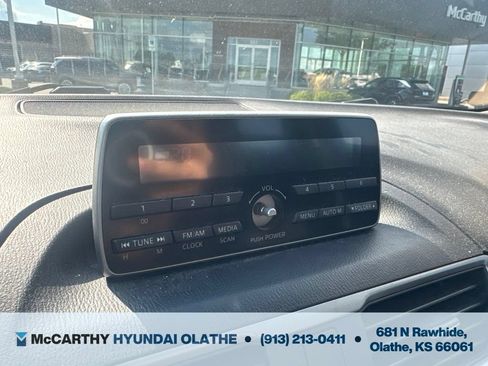 Used 2014 MAZDA MAZDA3 i Sport FWD image 5