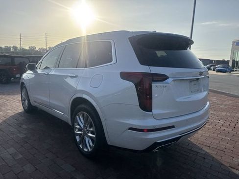 Used 2020 Cadillac XT6 Premium Luxury FWD image 7