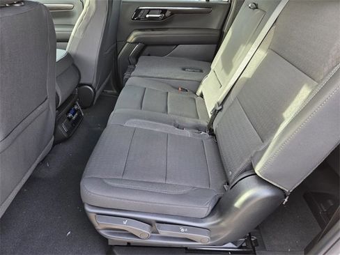 New 2026 Chevrolet Suburban LS image 8