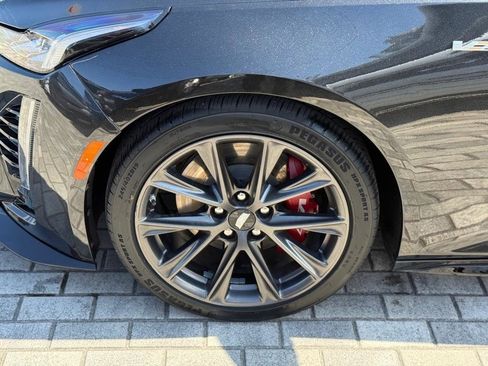 Used 2024 Cadillac CT5 V RWD image 39