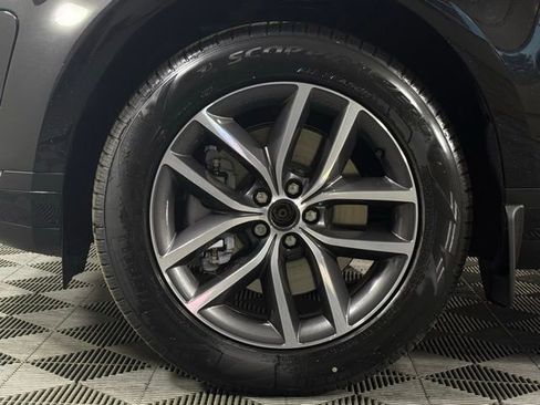 New 2026 Land Rover Range Rover Evoque S image 11