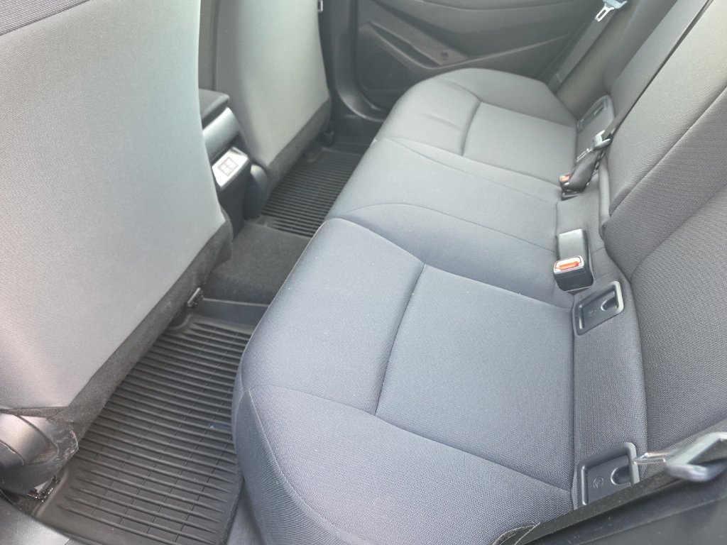Used 2025 Toyota Corolla LE FWD image 11