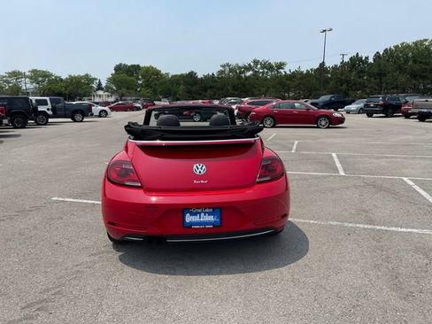 Used 2019 Volkswagen Beetle 2.0T FWD image 28