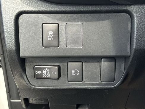 Used 2023 Toyota Tacoma SR5 RWD image 23