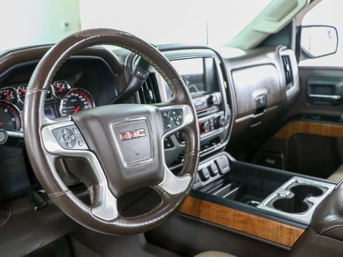 Used 2015 GMC Sierra 1500 SLT w/ SLT Crew Cab Value Package AWD/4WD image 27