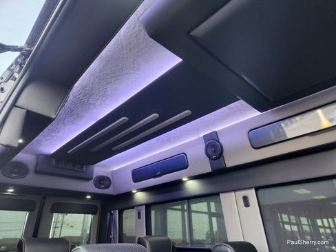Used 2023 RAM ProMaster 2500 w/ Driver Convenience Group FWD image 30