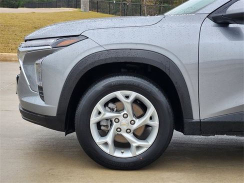 Certified 2024 Chevrolet Trax LS w/ LS Convenience Package image 10