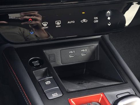 New 2026 Nissan Kicks SR FWD image 21