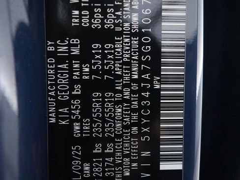 Used 2025 Kia EV6 Light w/ Light LR Technology Package RWD image 28