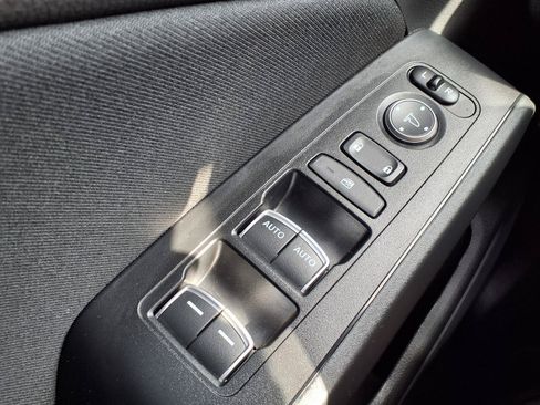 Used 2023 Honda Civic LX image 10