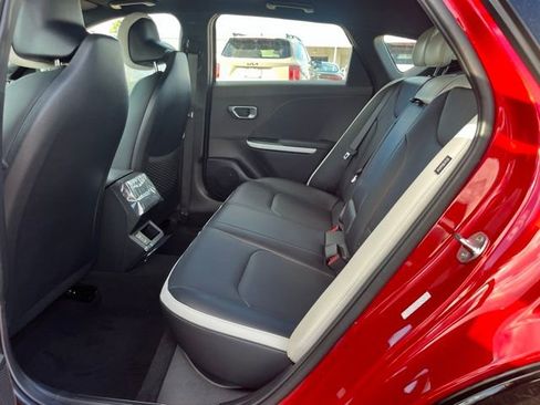 New 2025 Kia K4 GT-Line Turbo w/ GT-Line Premium Package FWD image 19