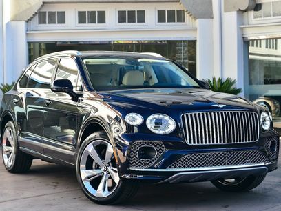 Used 2023 Bentley Bentayga Extended Wheelbase