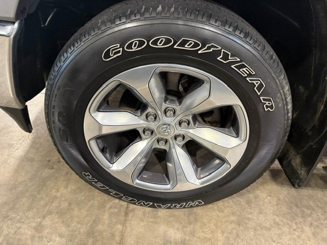 Used 2019 RAM 1500 Limited AWD/4WD image 39